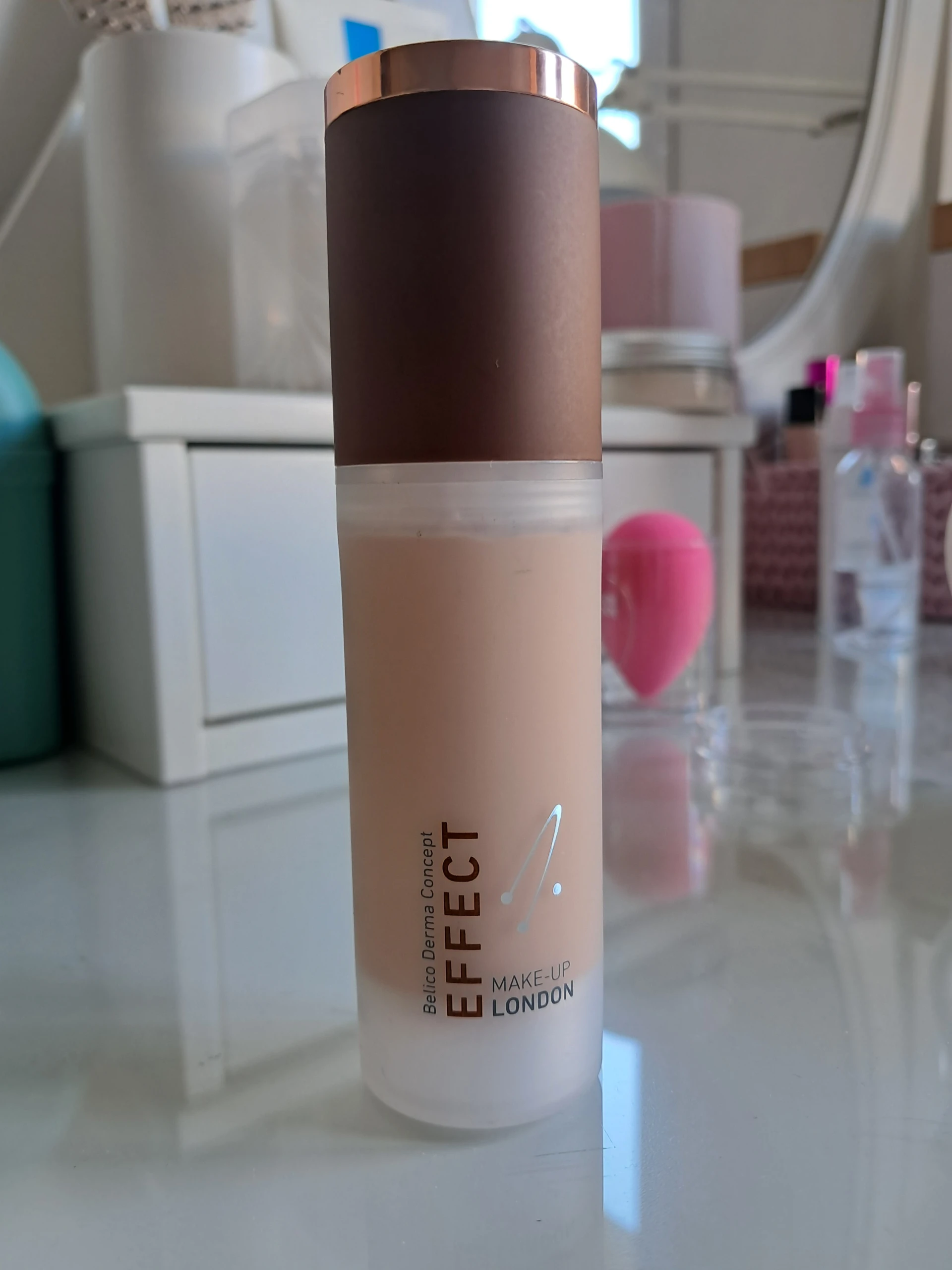 Belico London makeup