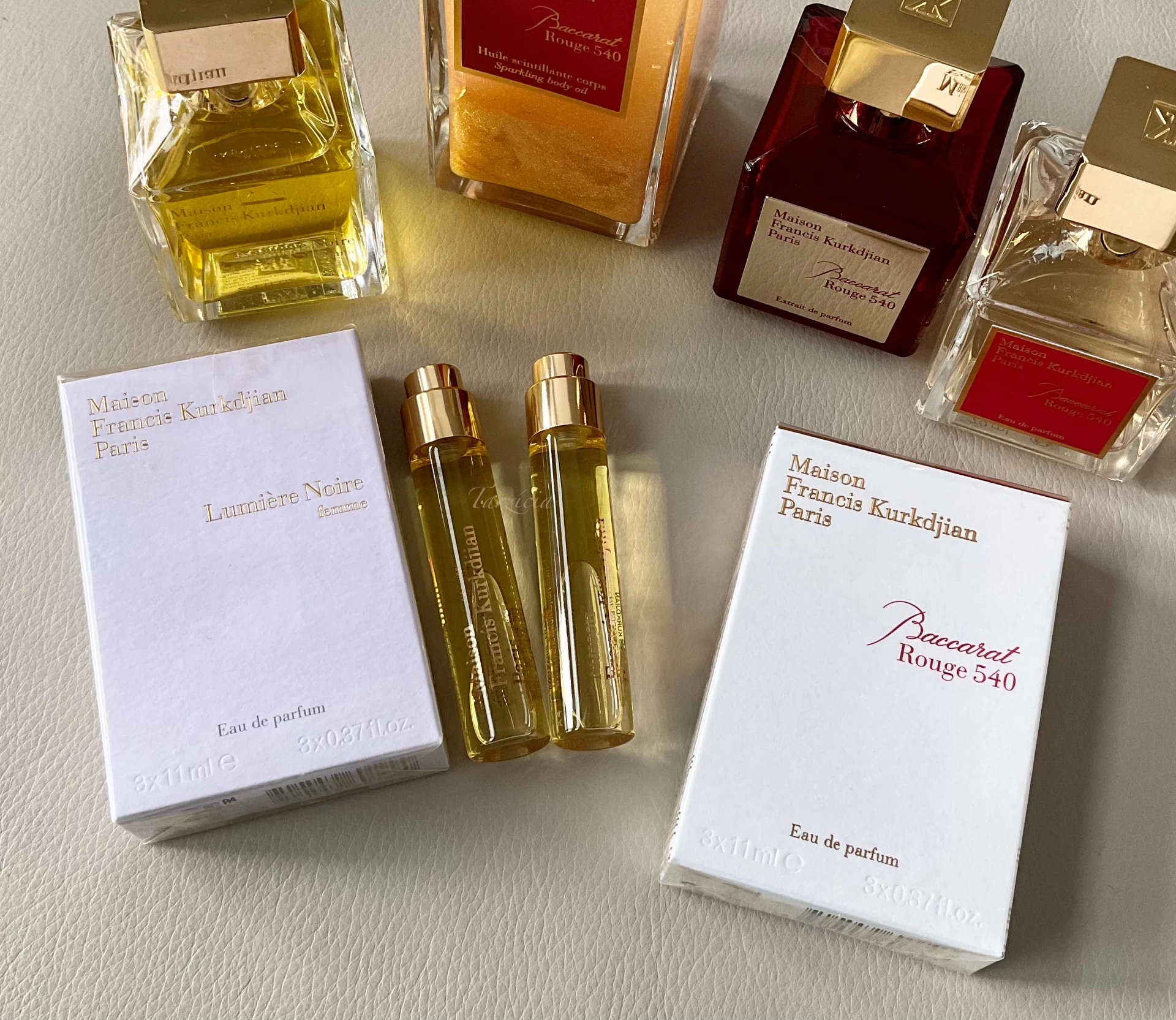 RITKASÁG! Maison Francis Kurkdjian Lumiere Noire Femme globe trotter refill, globe trotter gold tok és decant💛🖤
