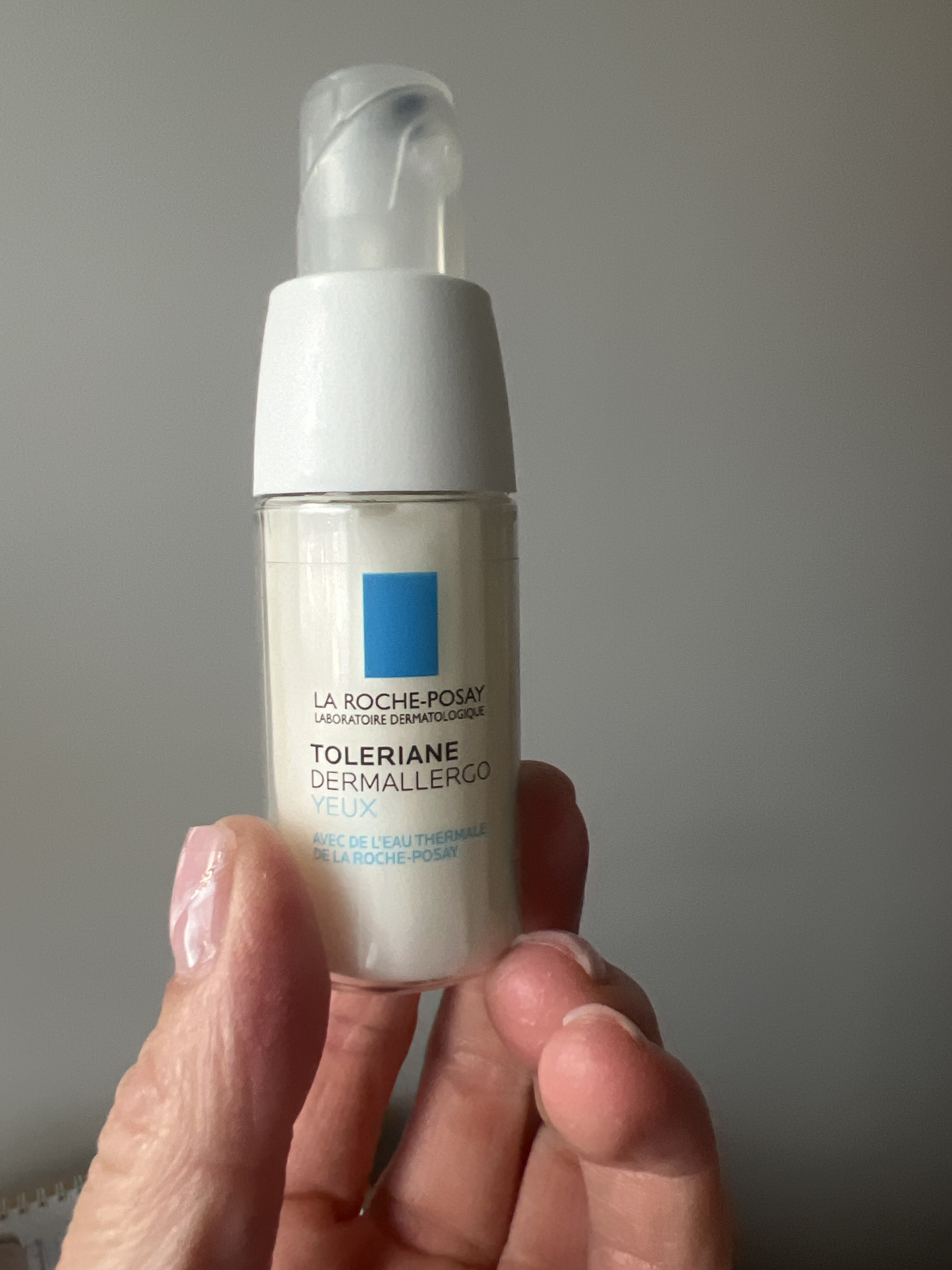 Szemkörnyék ápoló