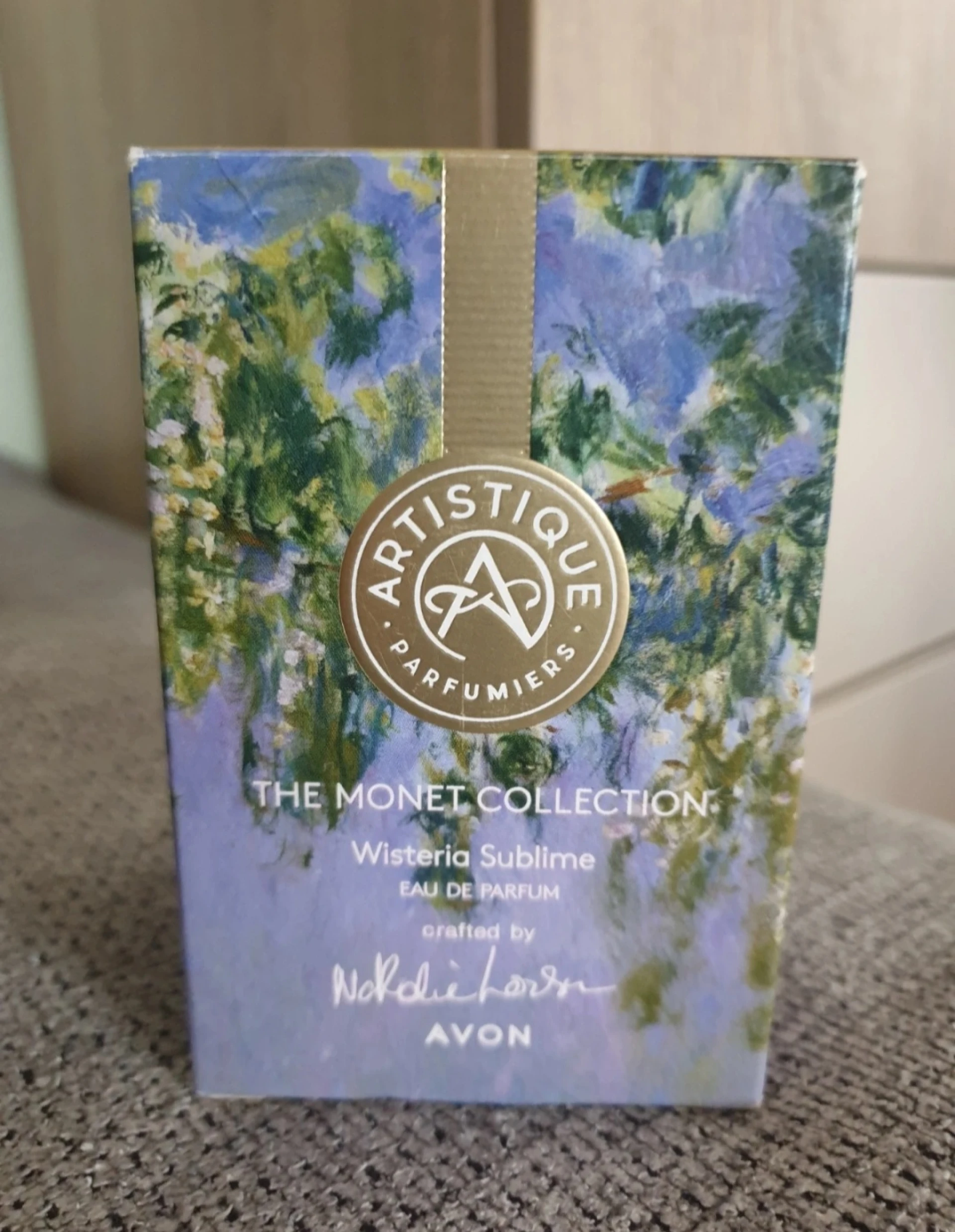 Avon Artistique Wisteria Sublime EDP