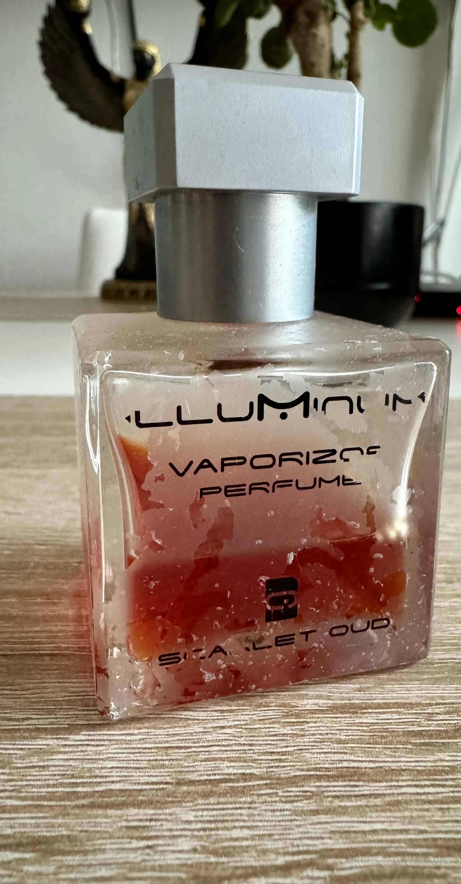 Üvegében, 6500.-Ft❗️Illuminum Scarlet Oud