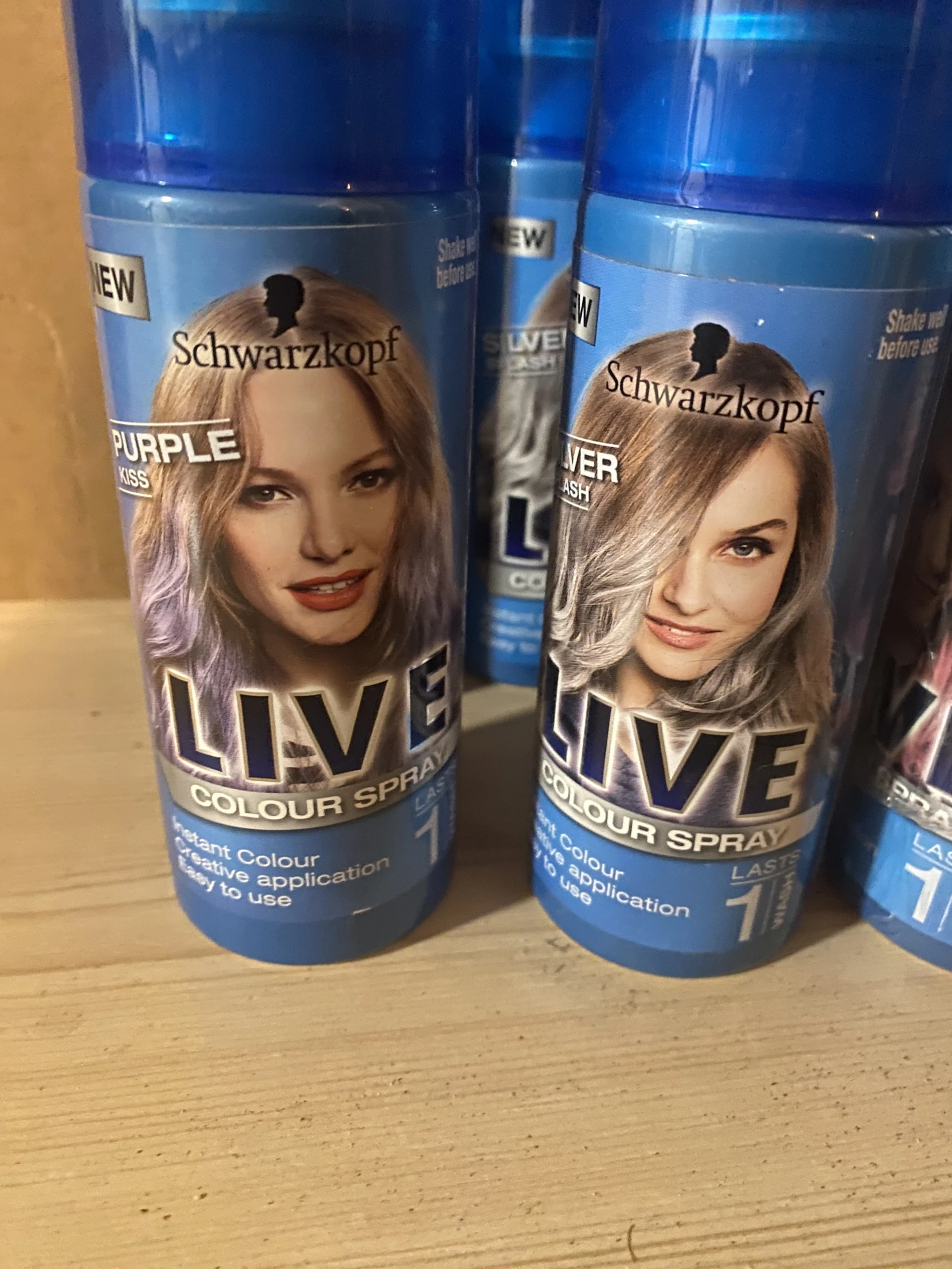 Live color spray
