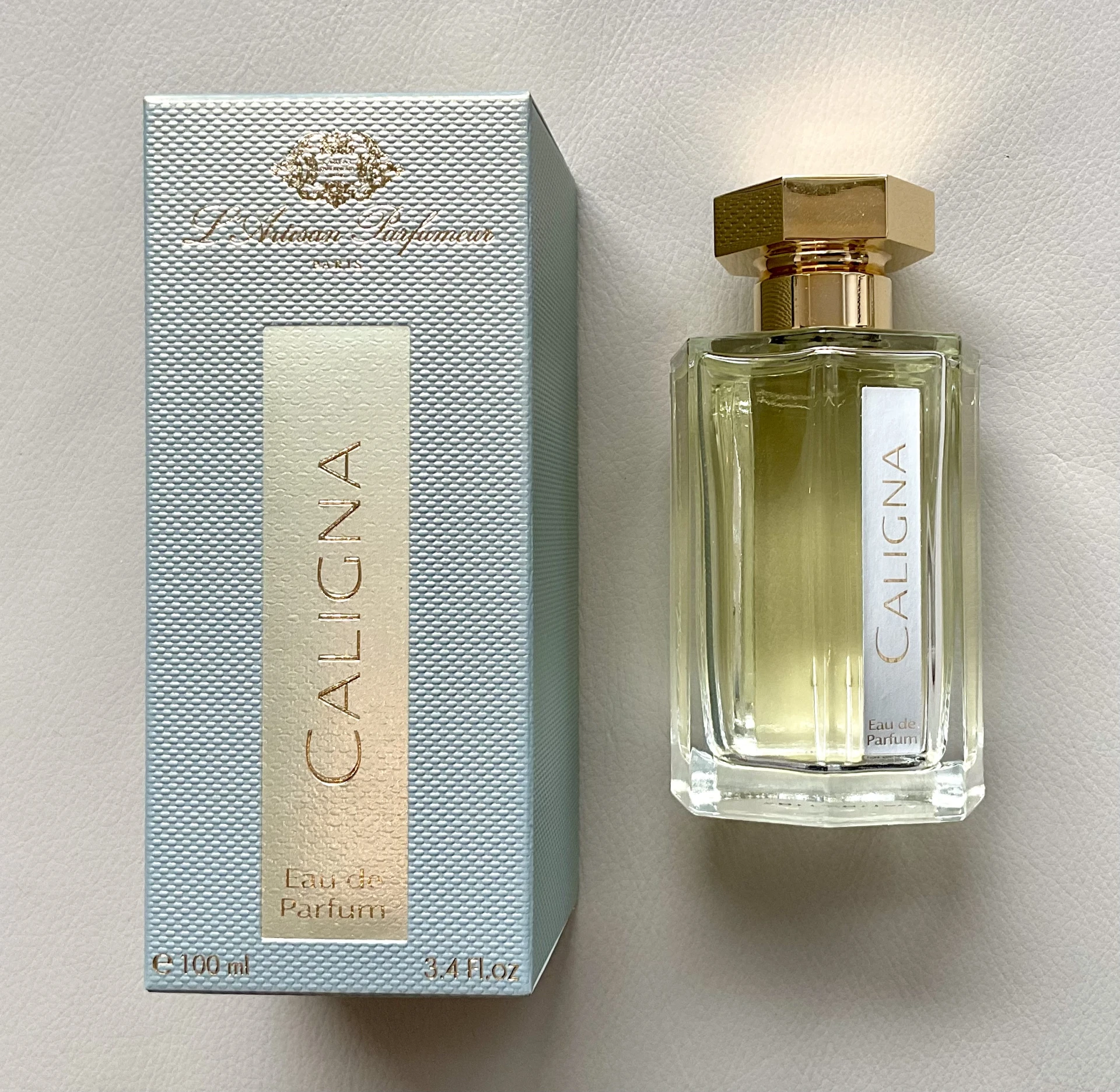 RITKASÁG - L`Artisan Parfumeur Caligna 🌿🪵