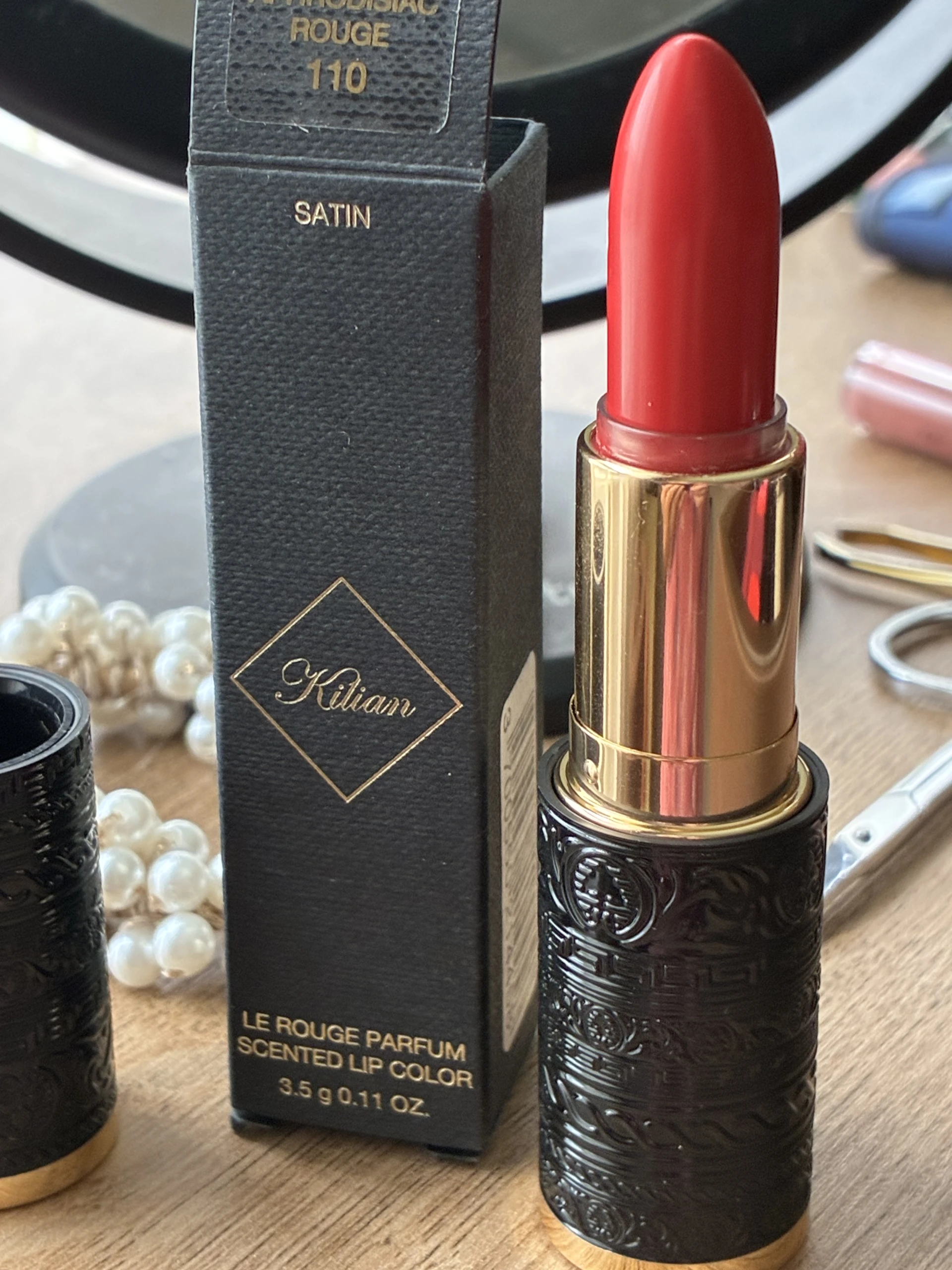 Kilian ruzs satin aphrodisiac Rouge 110