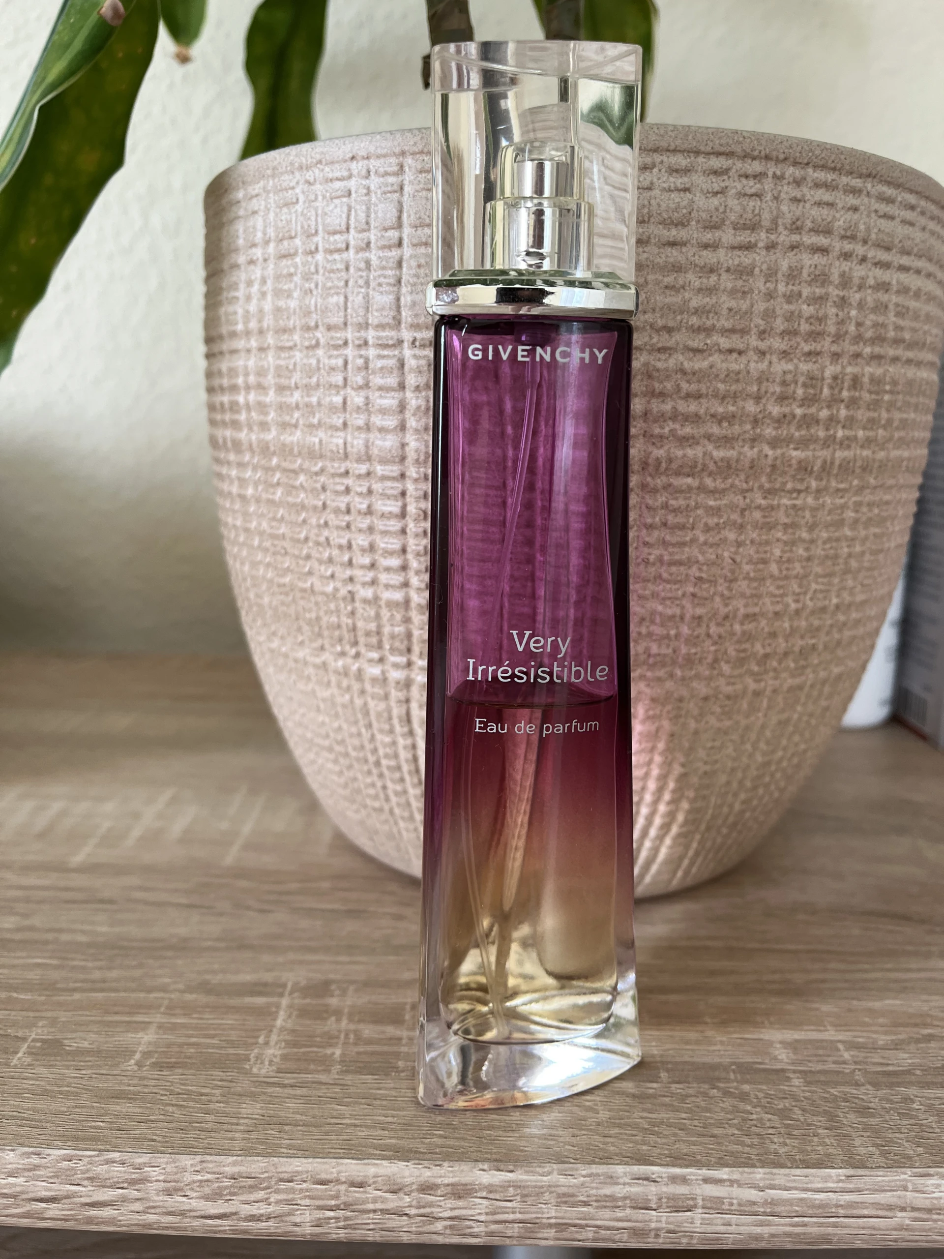Givengy Very Irresistible EDP