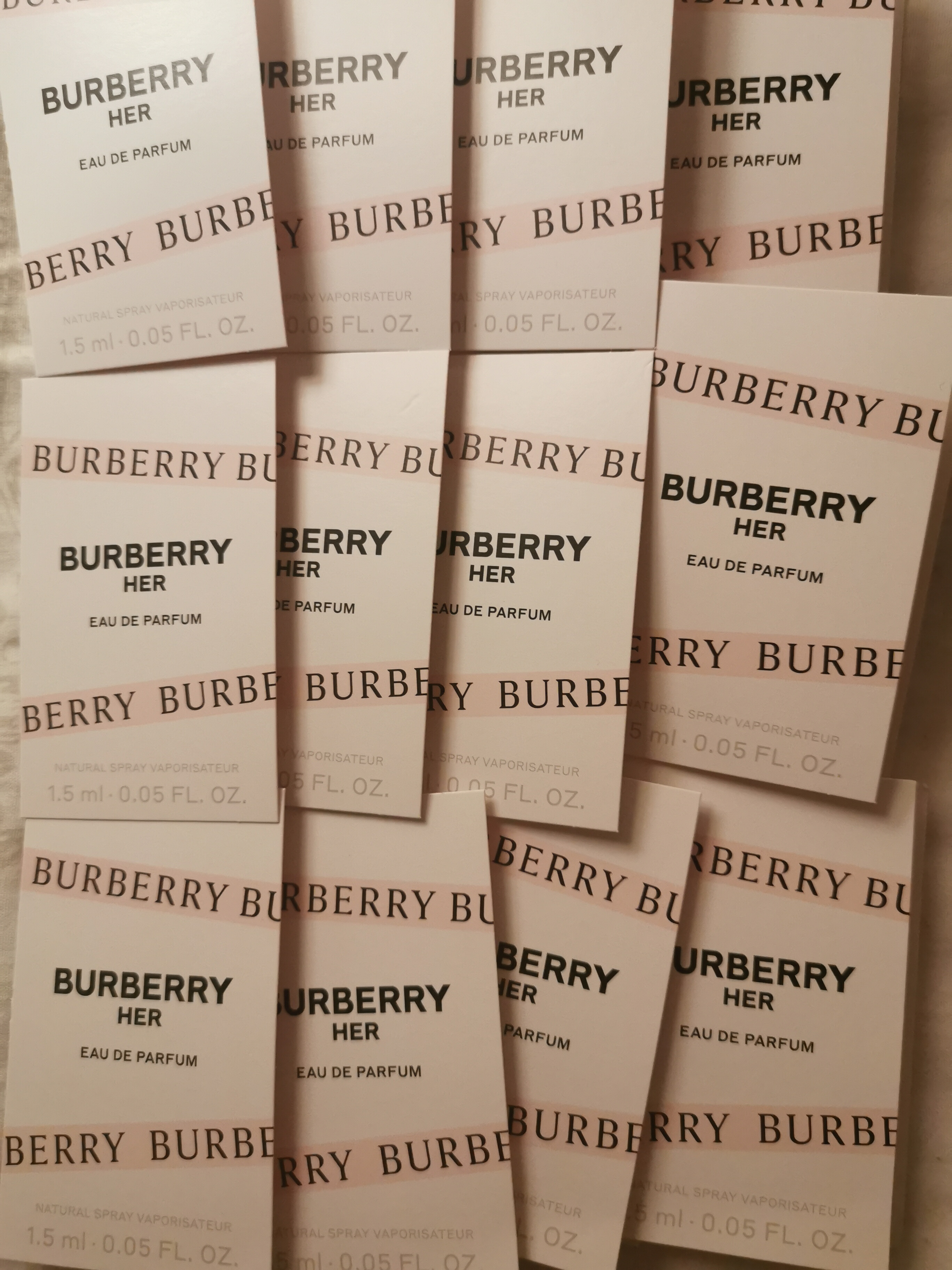 Burberry Her EDP illatminta 12 db