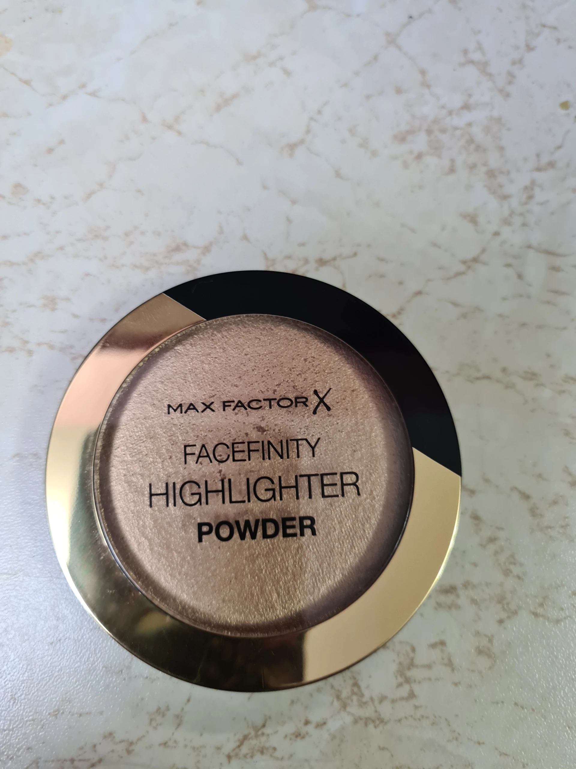 Max factor highlighter 002 gold