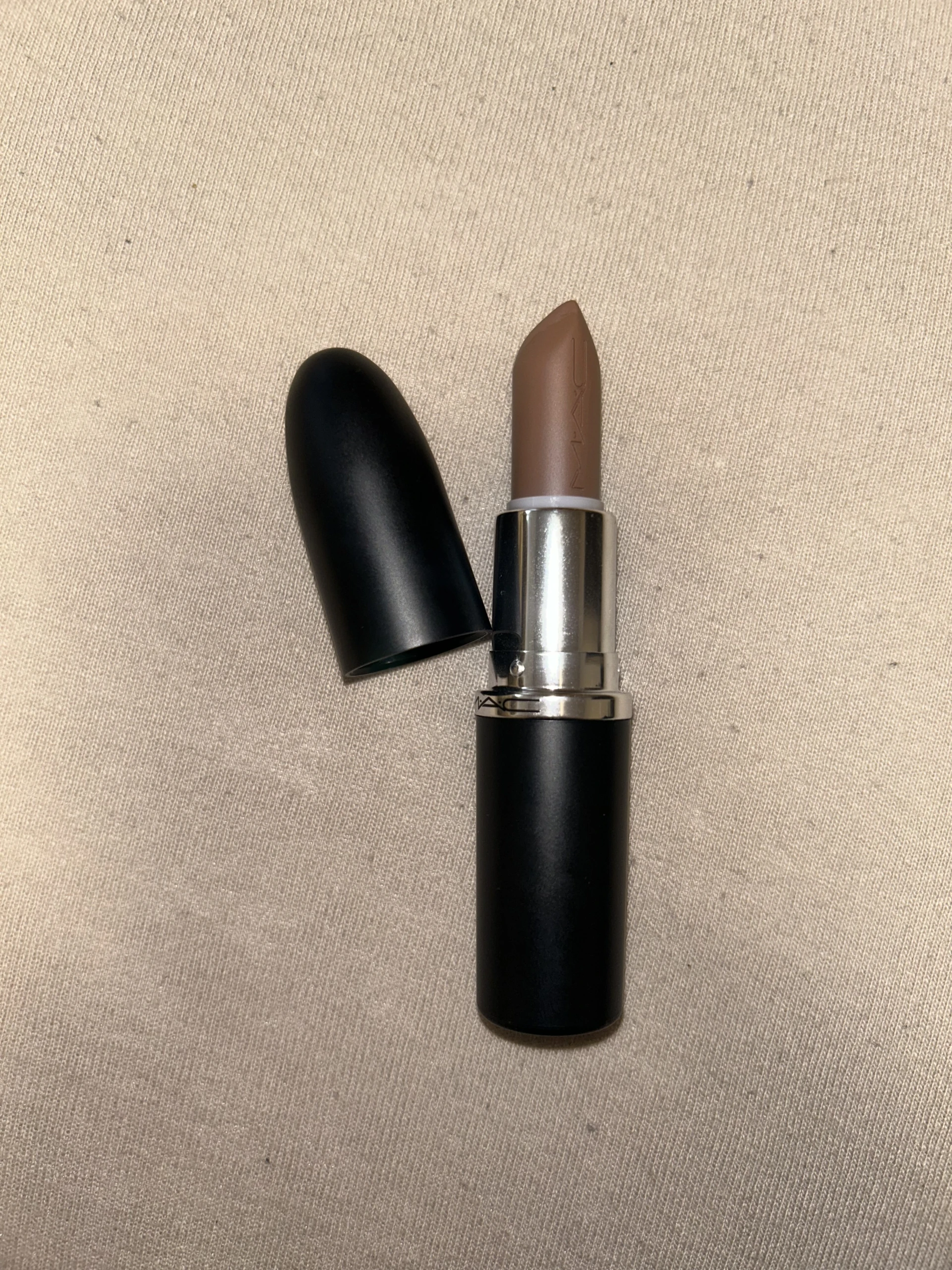 Mac - Macximal Sleek Satin Lipstick Stone