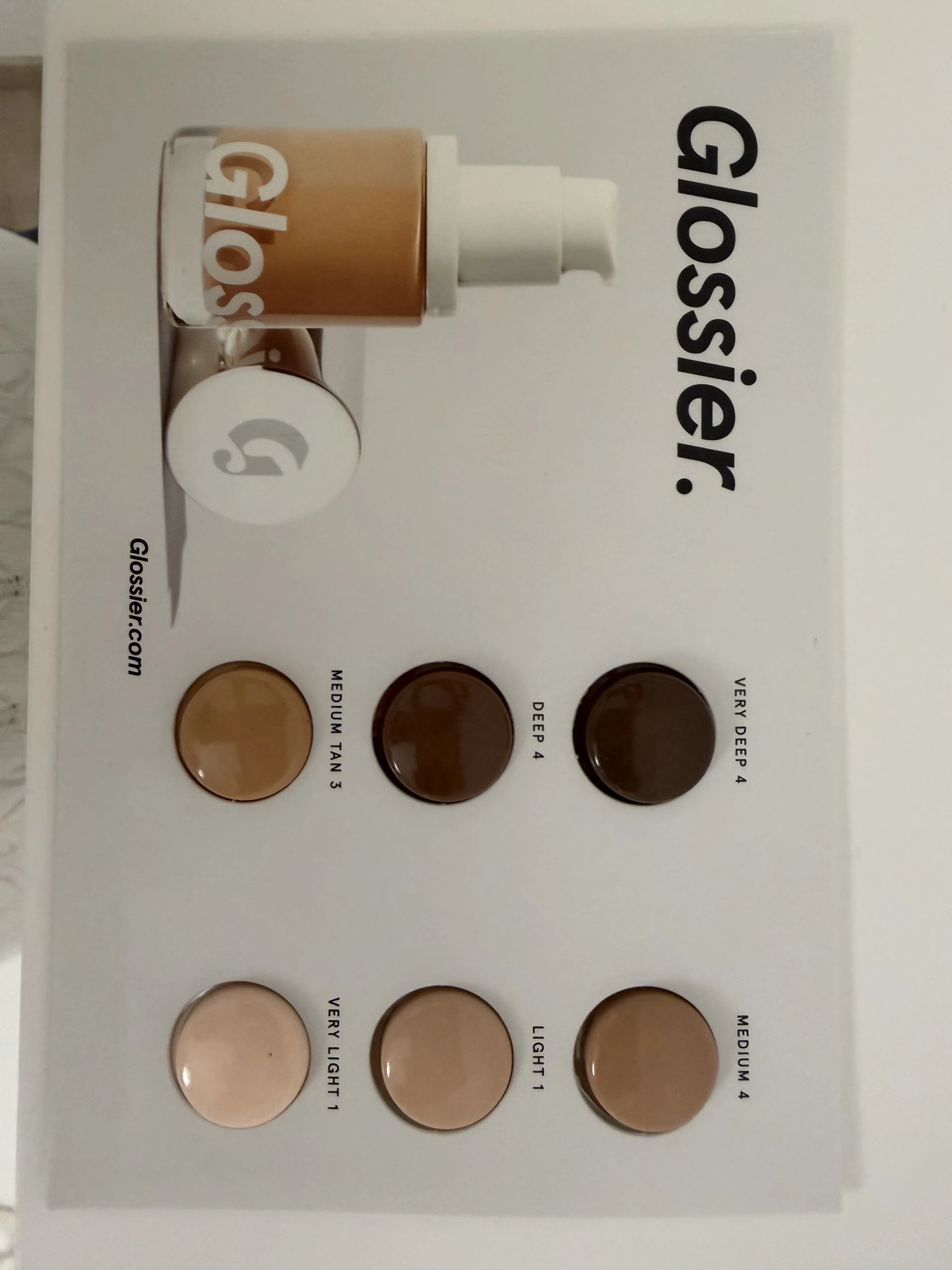 Glossier alapozó mintacsomag