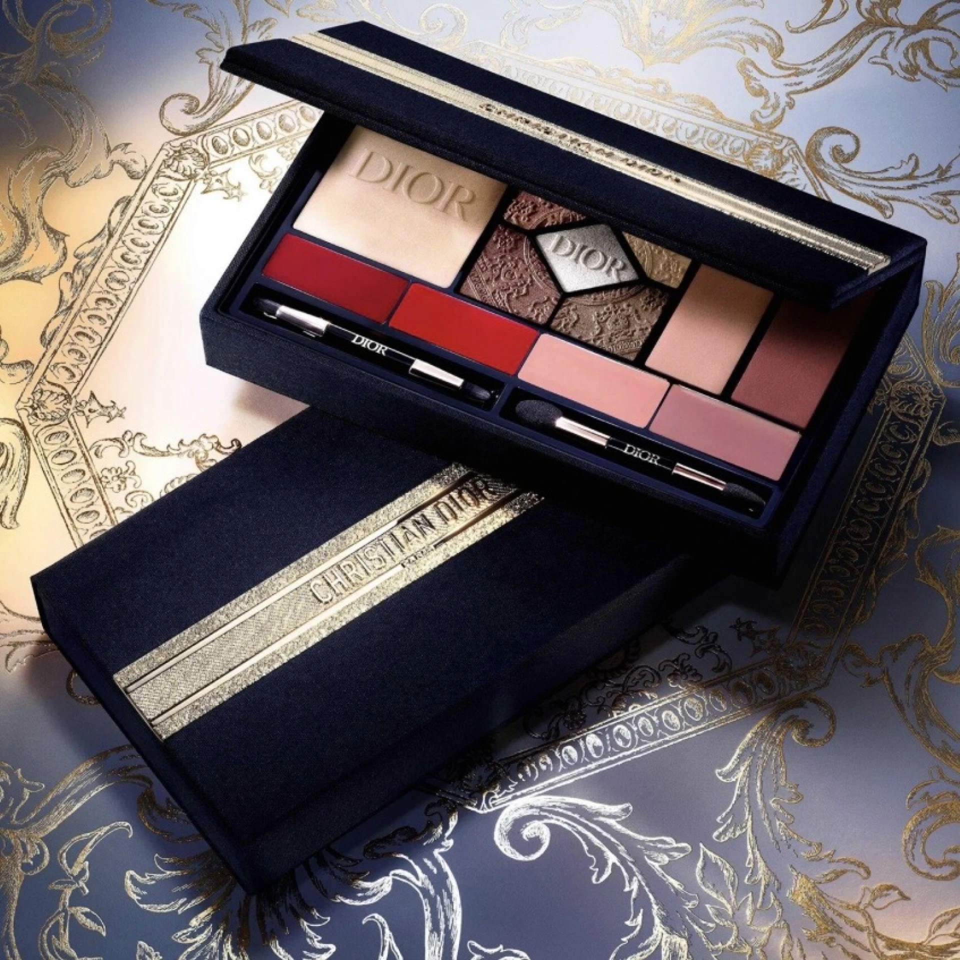 LIMITÁLT KIADÁS - Dior Écrin Couture Iconic Face, Eyes and Lips Makeup