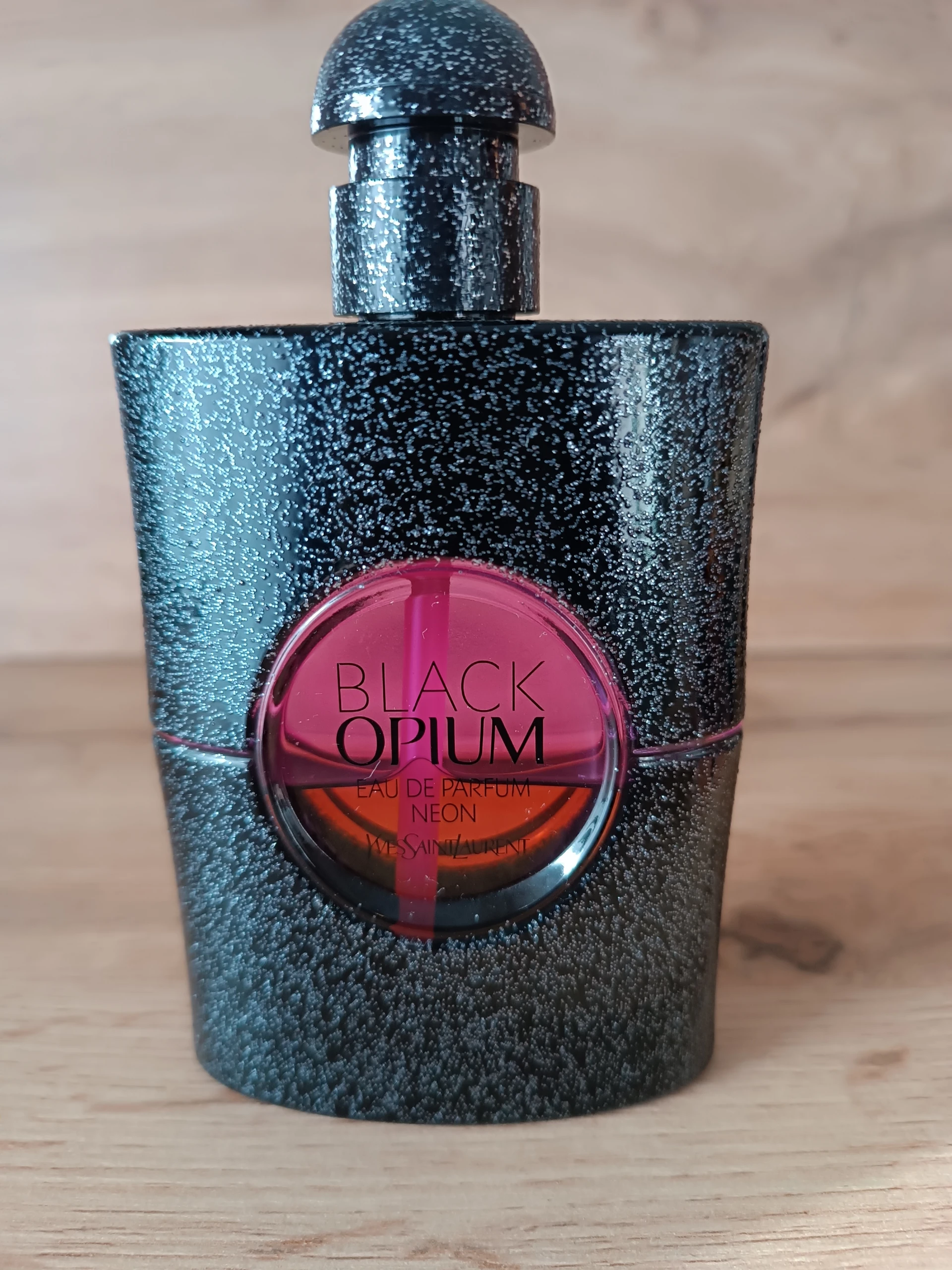Yves Saint Laurent Black Opium Neon