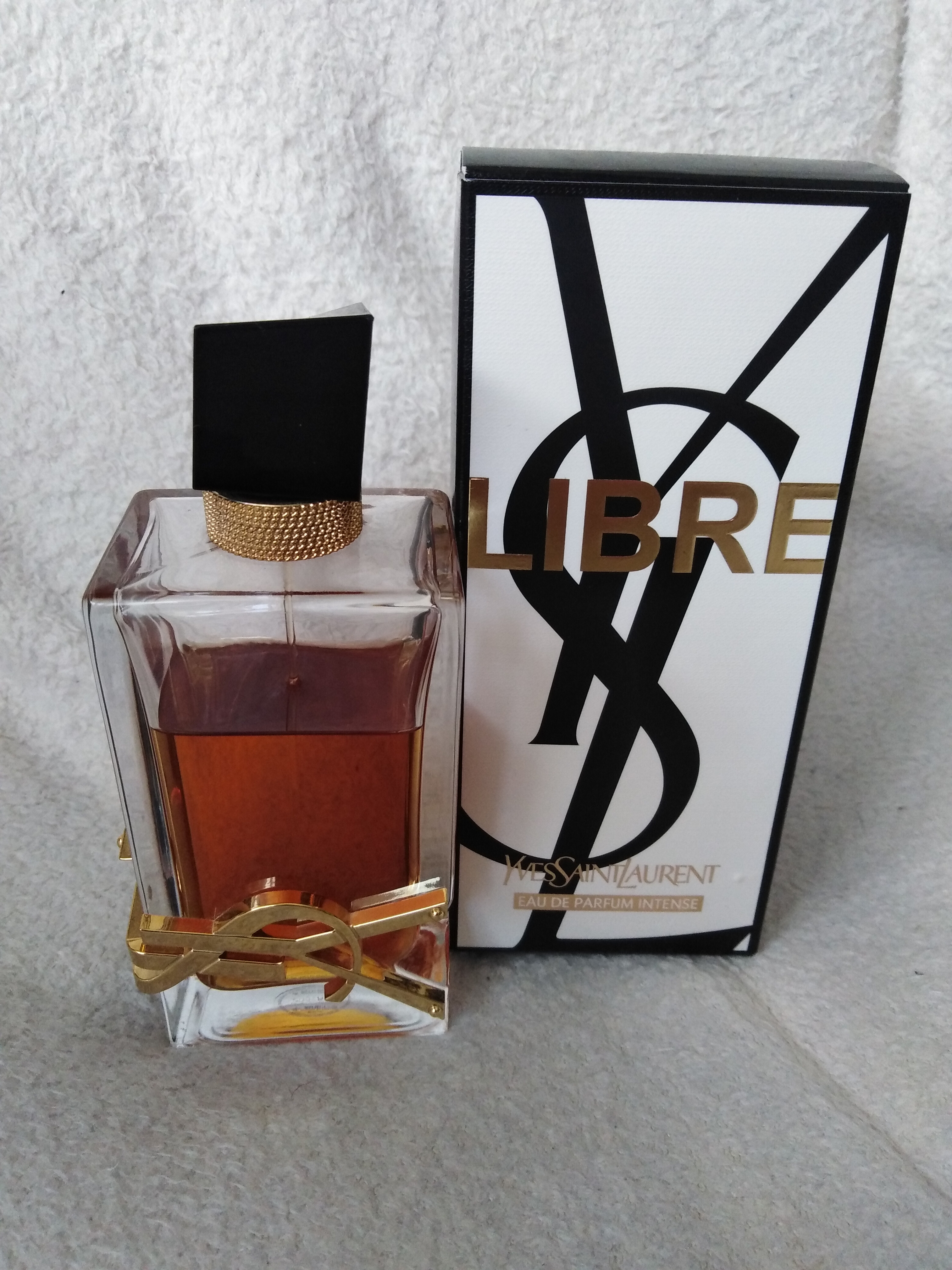 Yves Saint Laurent Libre Intense parfümszóróban* eladó