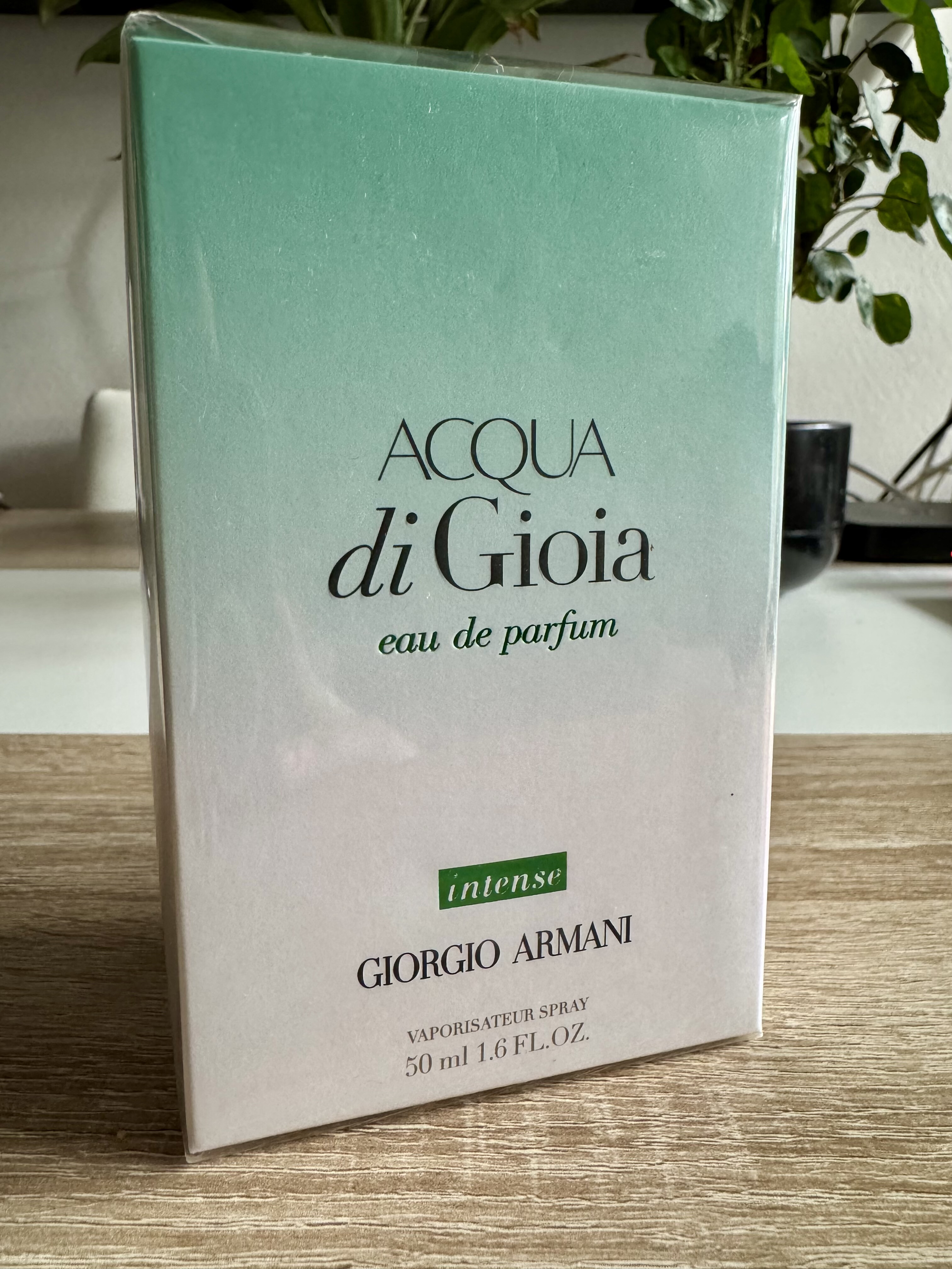 Üvegében, Giorgio Armani Acqua di Gioia Intense EDP