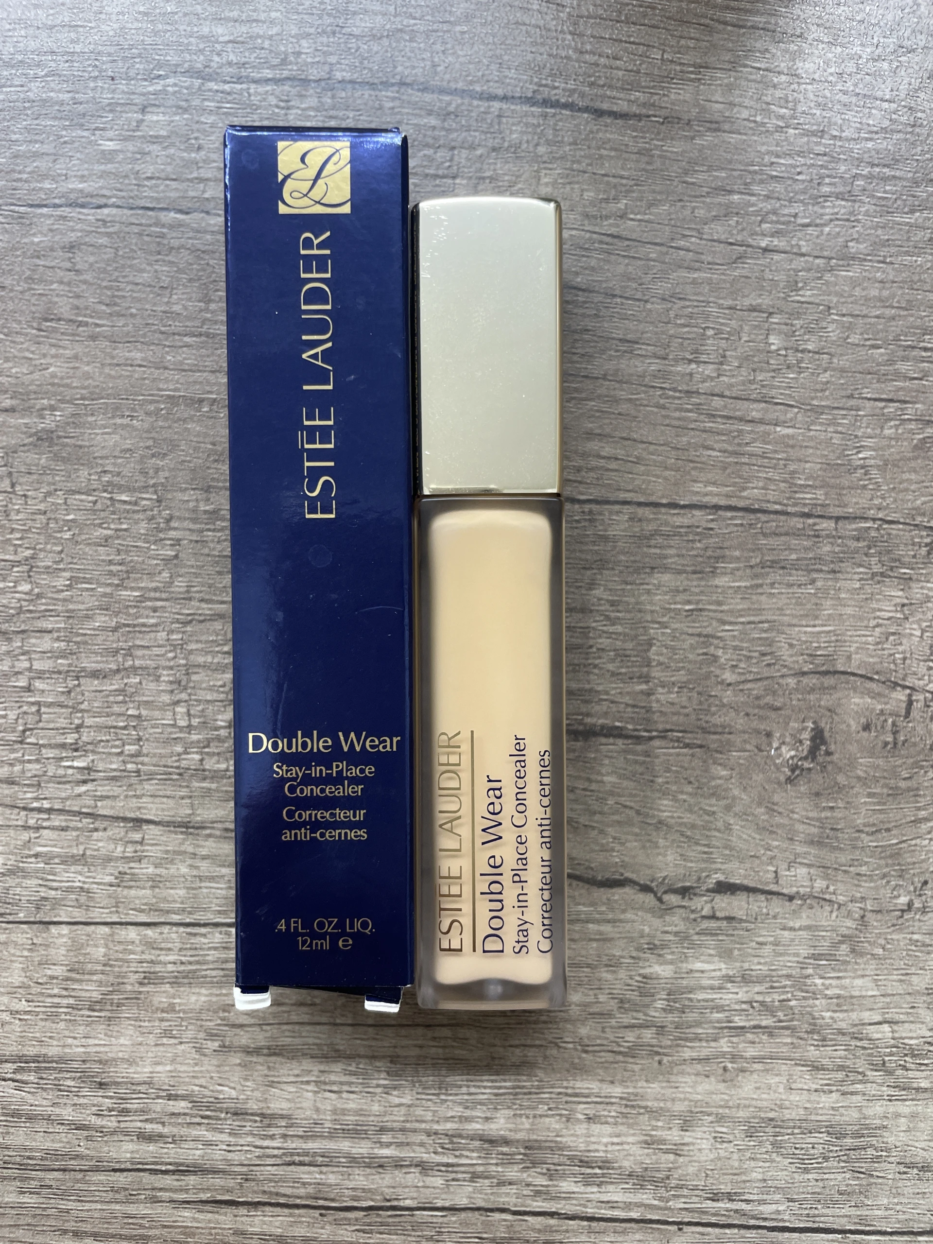 Estée Lauder Double Wear korrektor