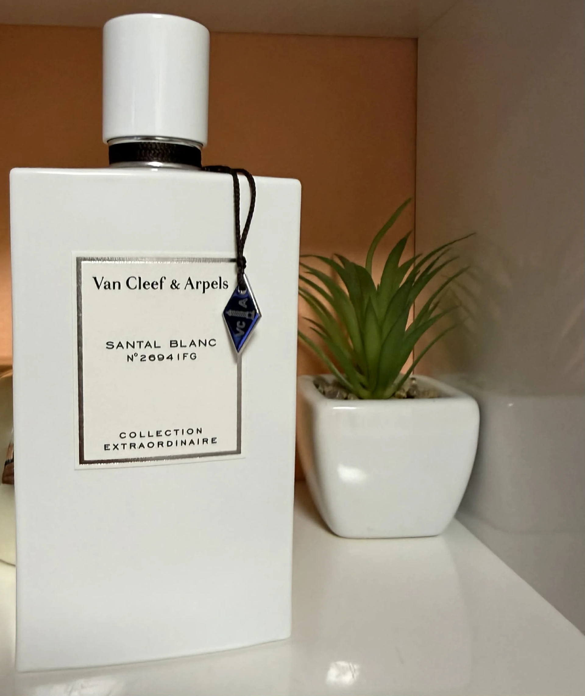Van Cleef & Arpels Santal Blanc EDP