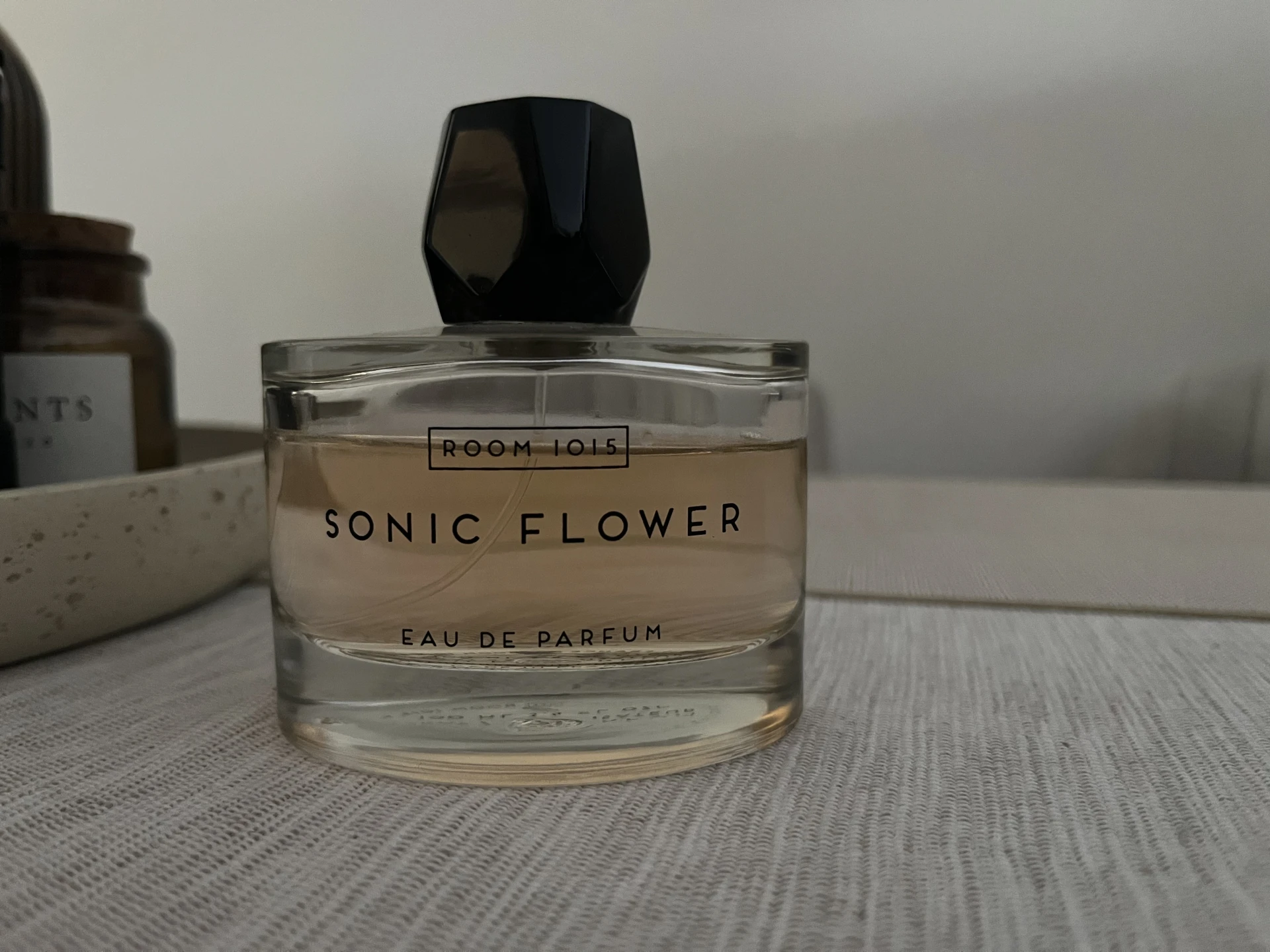 Room 1015 Sonic Flower