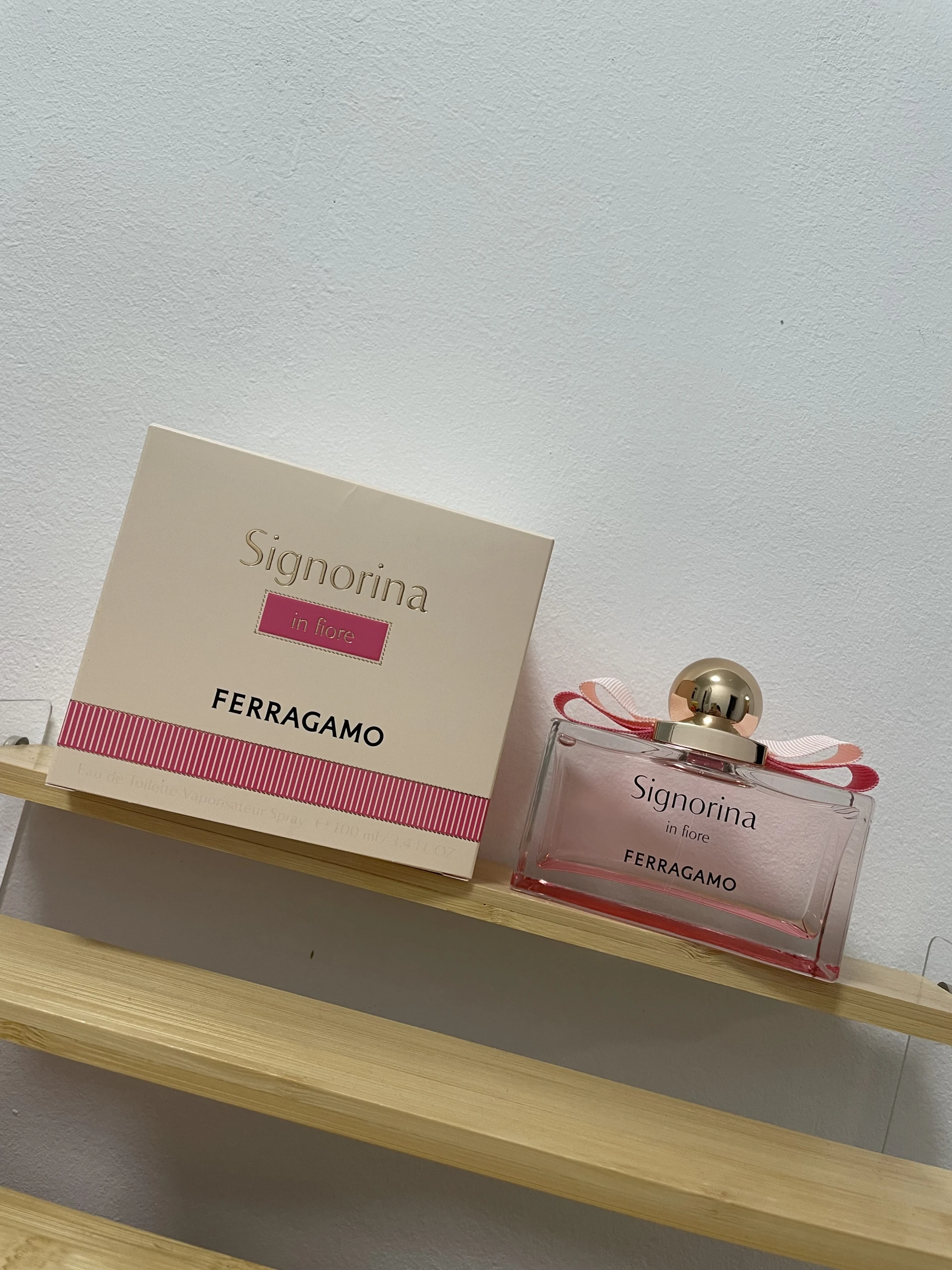 Salvatore Ferragamo Signorina-in Fiore 100ml