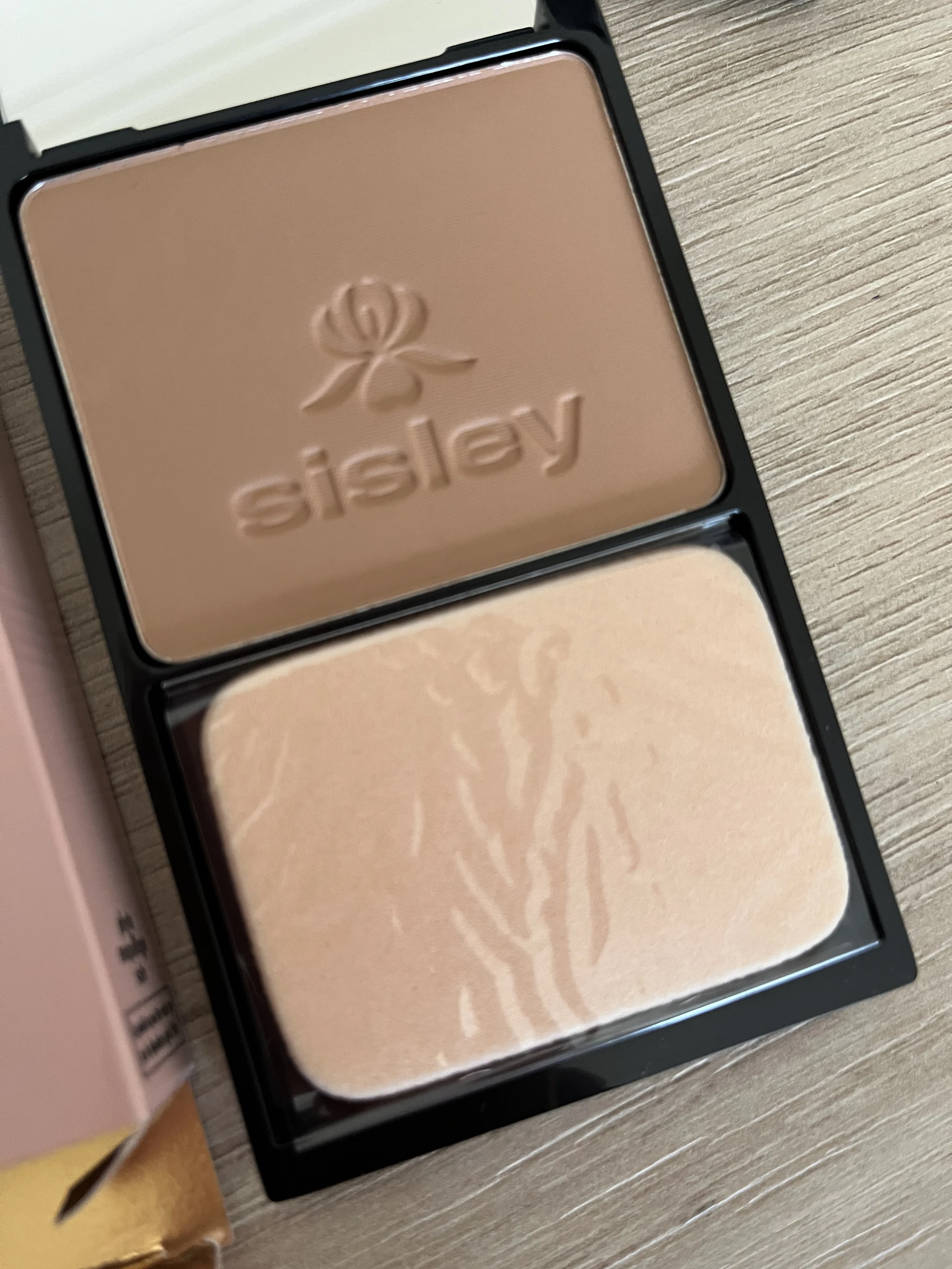 Sisley Phyto-Teint Eclat Compact Alapozó  10g 4HONEY