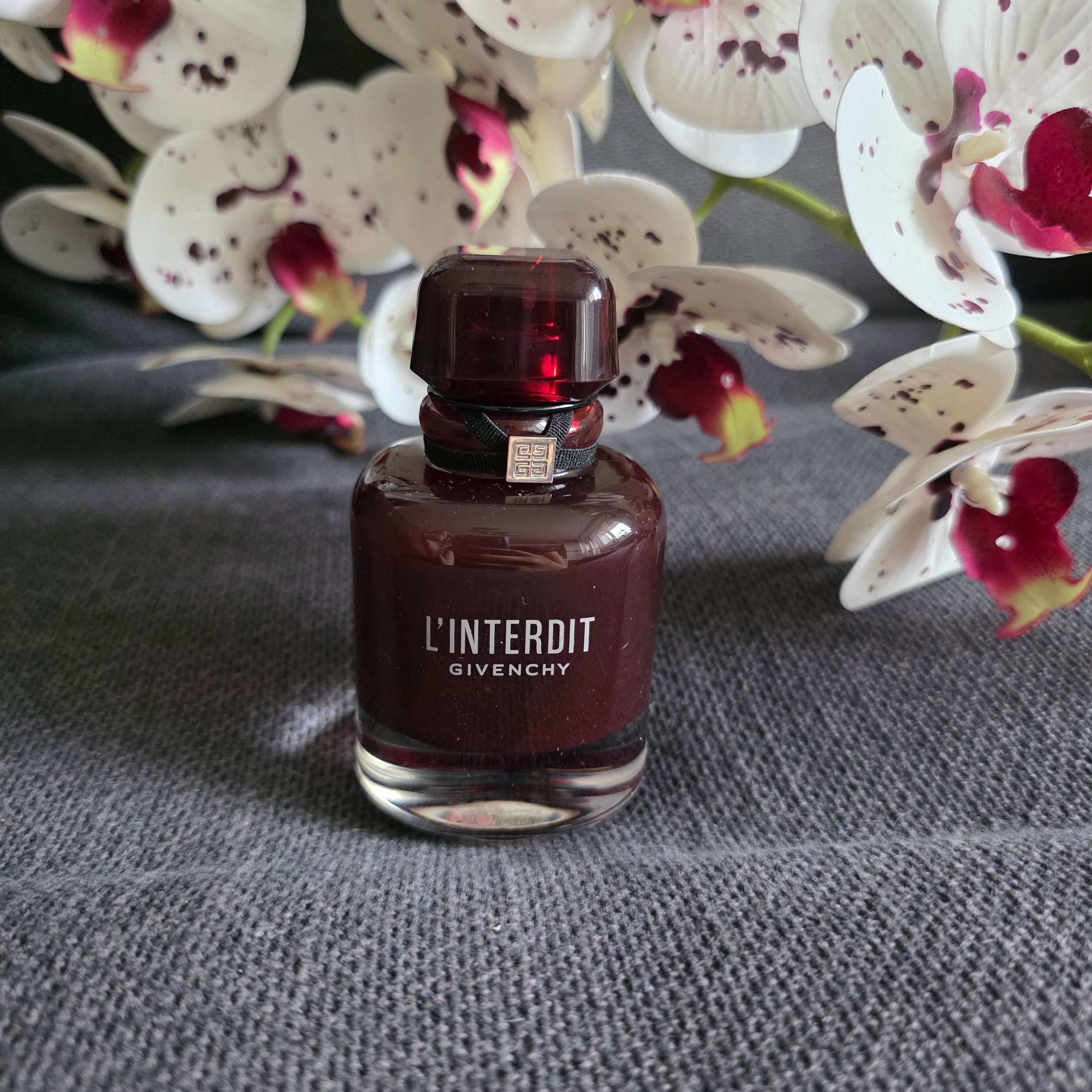 Givenchy L'interdit Rouge