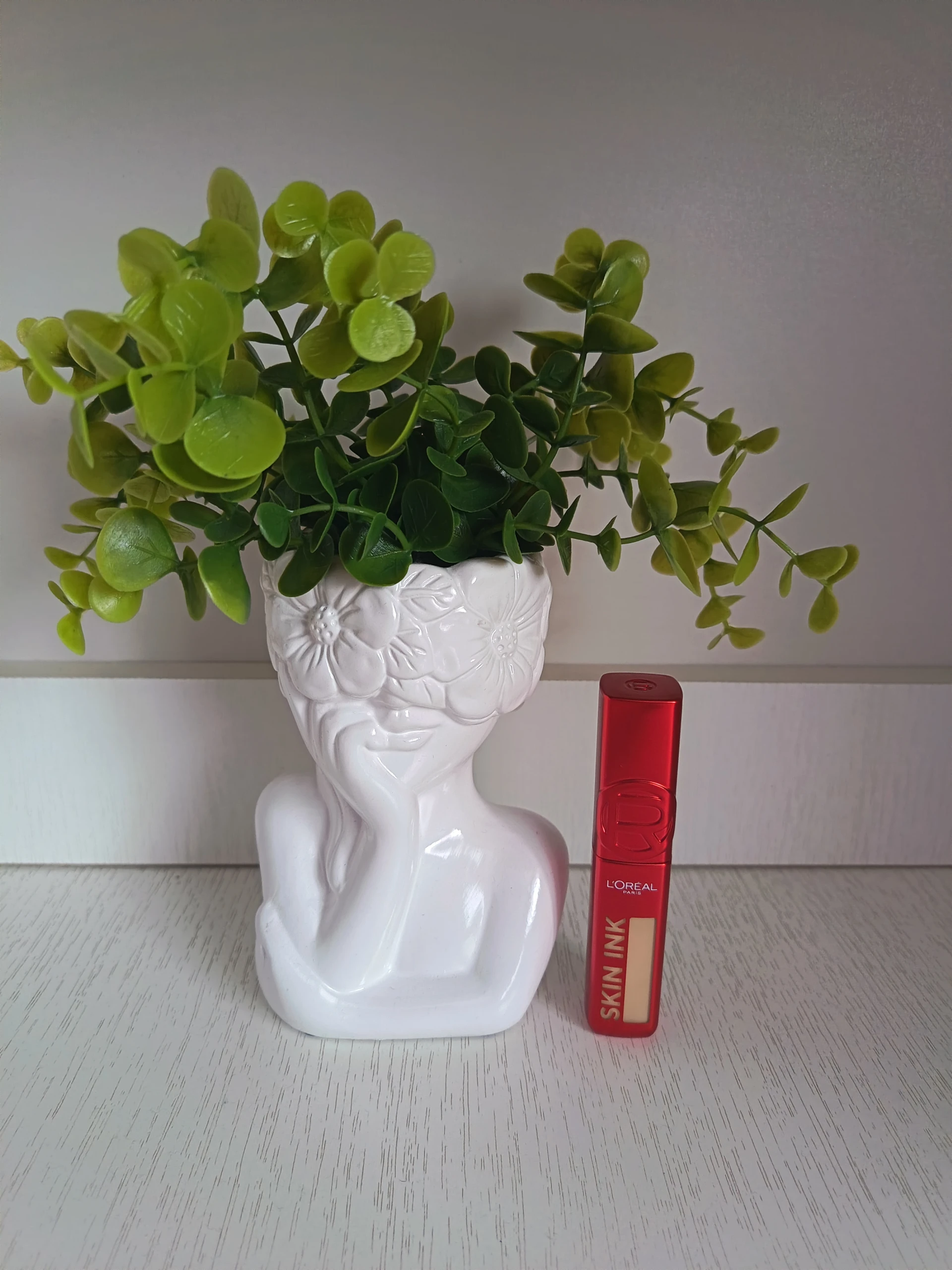 L'Oréal Paris Infaillible Skin Ink Alapozó Korrektor