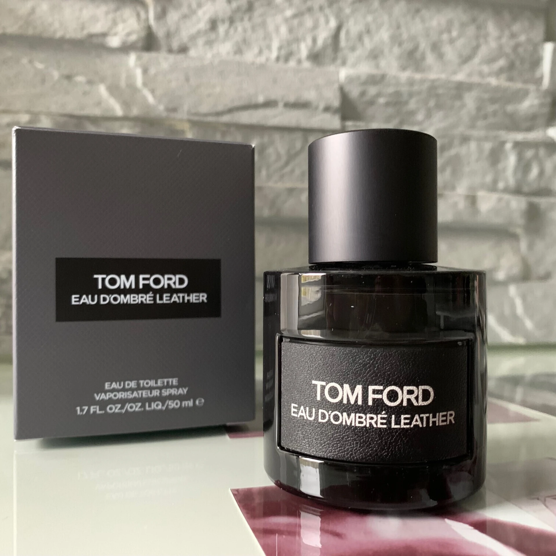 Tom Ford Eau D'ombré Leather fújósok