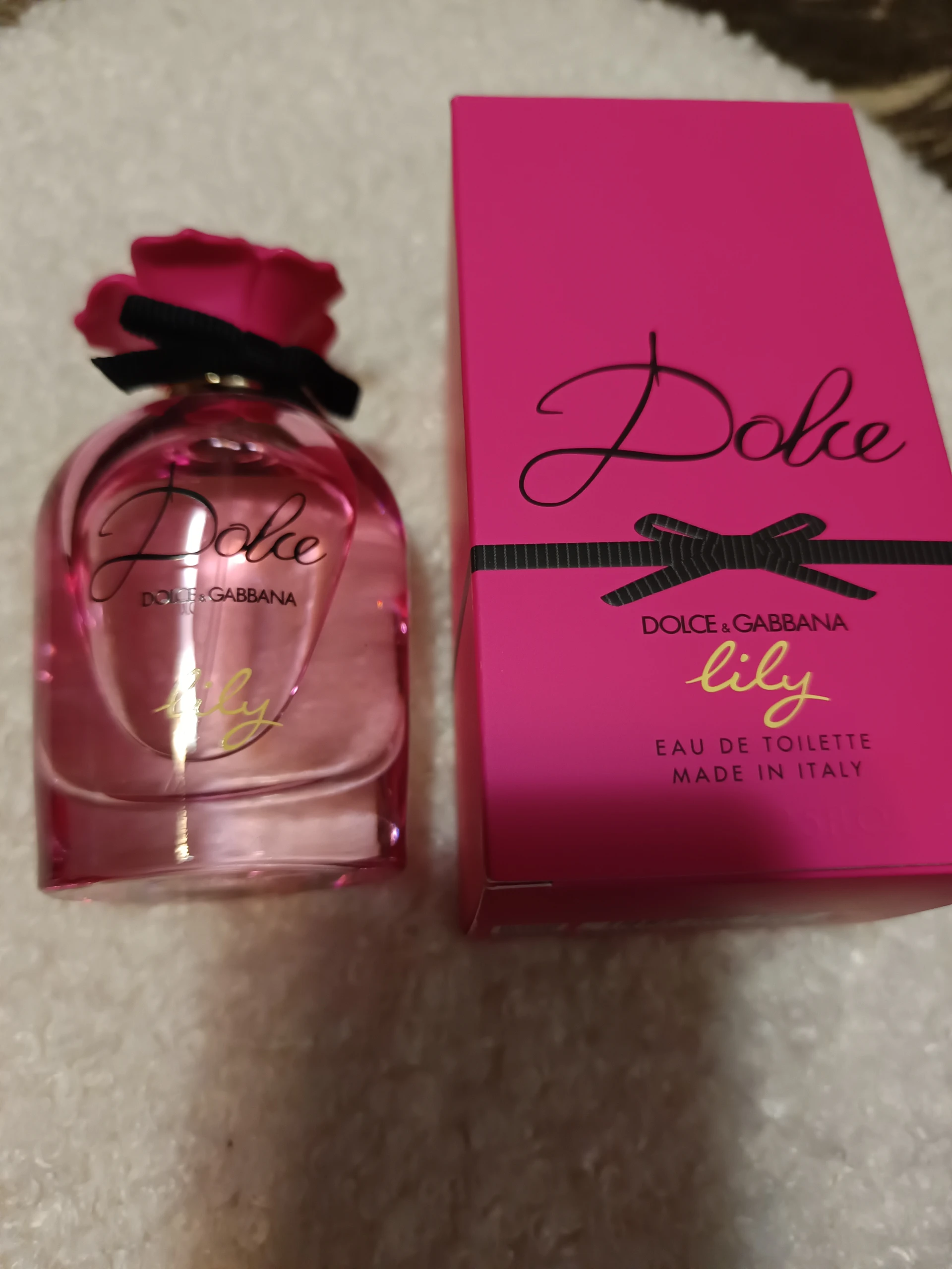 Dolce and Gabbana lily