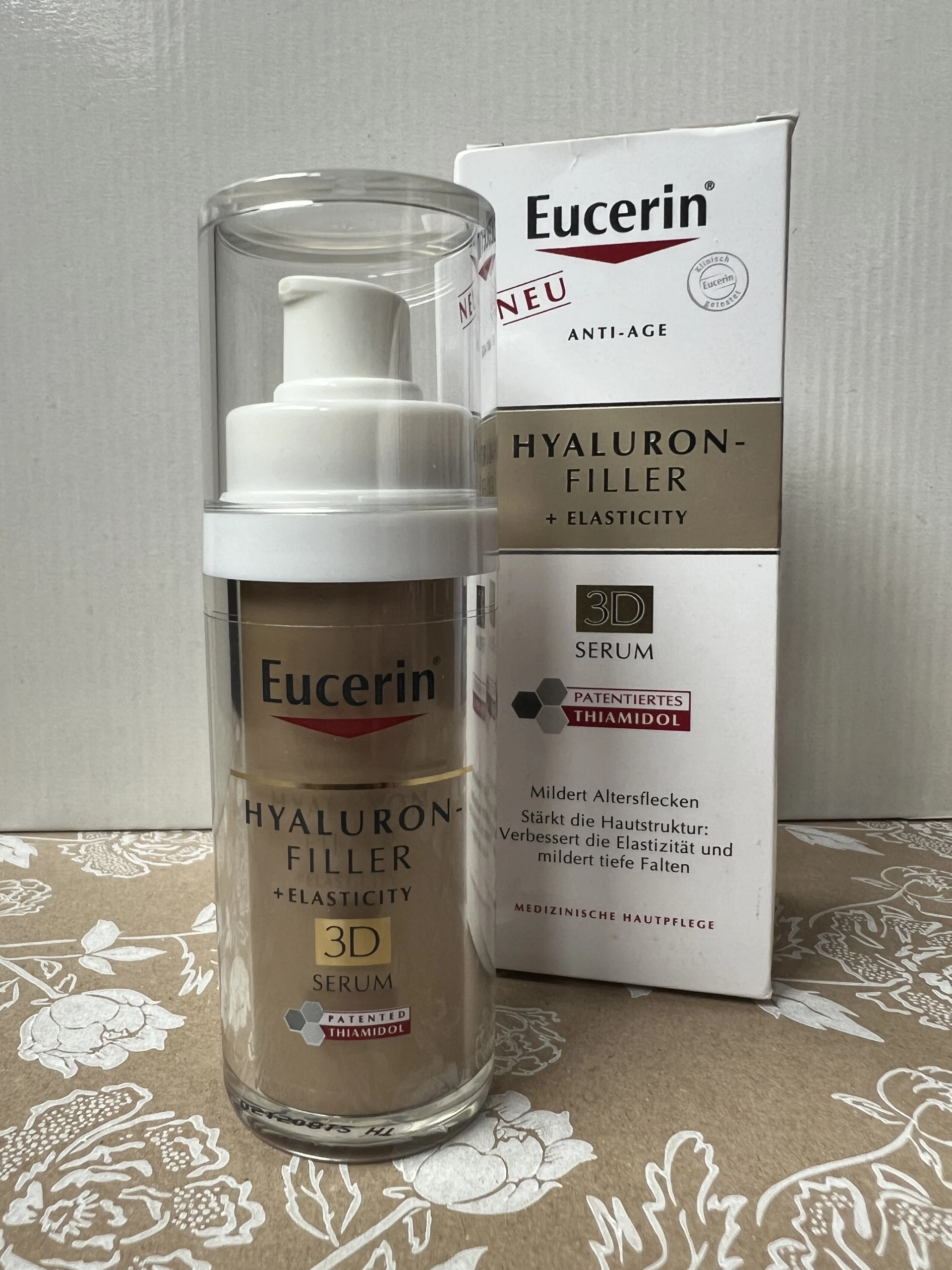 Eucerin Hyaluron Filler + Elasticity 3D Serum ÉVVÉGI KIÁRUSÍTÁS!